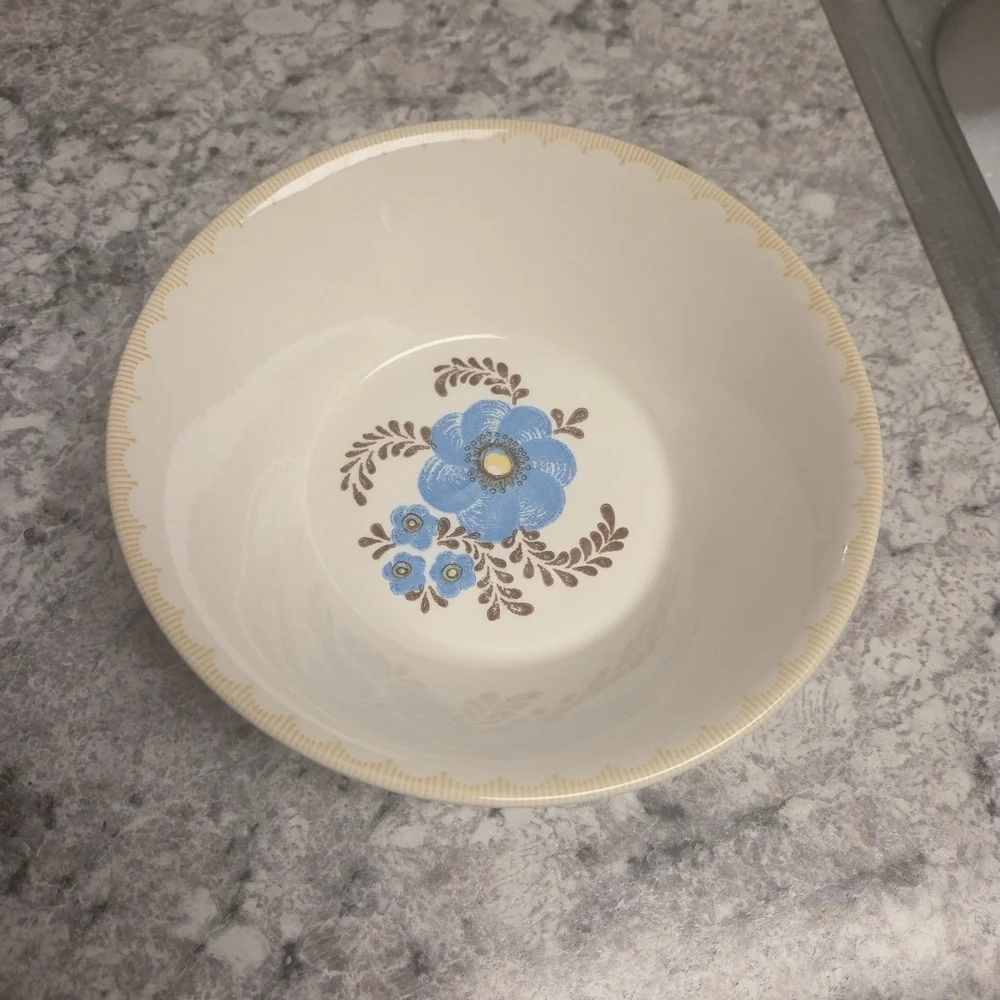Vintage Floral Large Ceramic Bowls - Set of 3 9.5 Inches